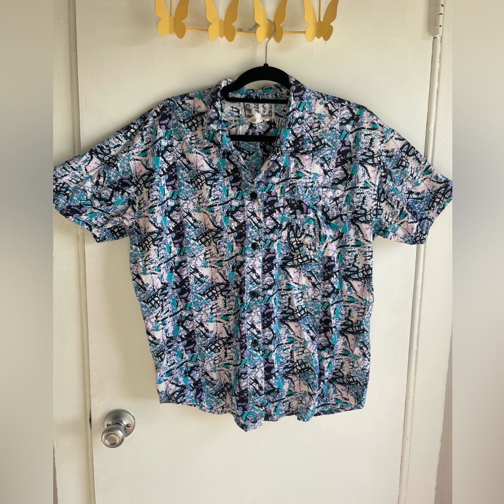 Vintage Colorful Short Sleeve Button-up